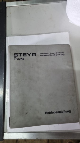 CH-Armee Steyr Trucks Betriebsanleitug