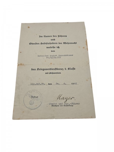 Das Kriegsverdienstkreuz 2.Klasse mit Schwertern Urkunde