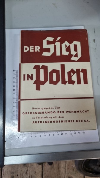 Orginal Buch Top Zustand der Sieg in Polen