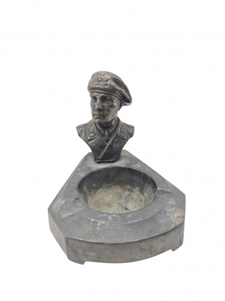 Selten Panzerfahrer Guss Aschenbecher