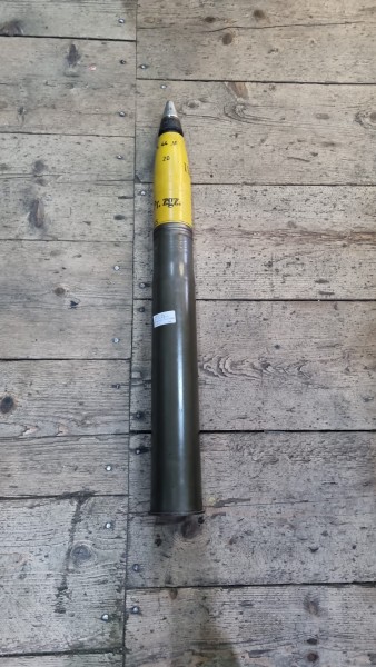 Luftwaffe Flak 8,8cm Granate Top Zustand In Erd
