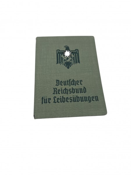 Deutscher Reichsbund für Leibesübungen mit Lichtbild und Beitragsmarken 1937-1942