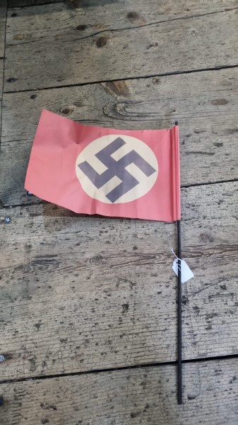 Original 3 Reich Papierfähnchen