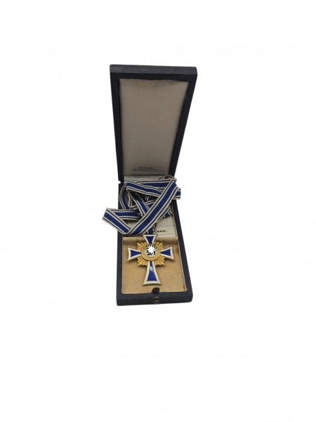 Mutter Kreuz in Gold