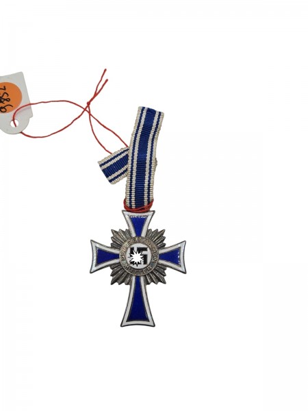Mutterkreuz in Silber