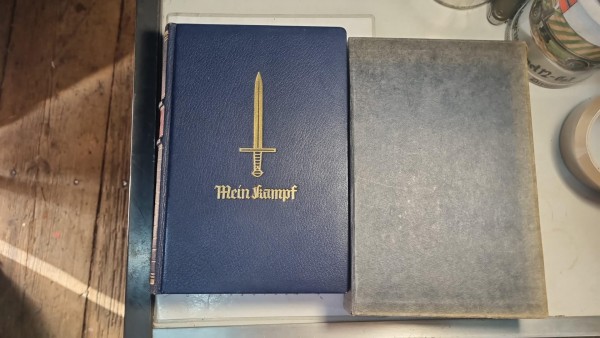 Original Mein Kampf Jubiläumsausgabe neuwertig ungelesen