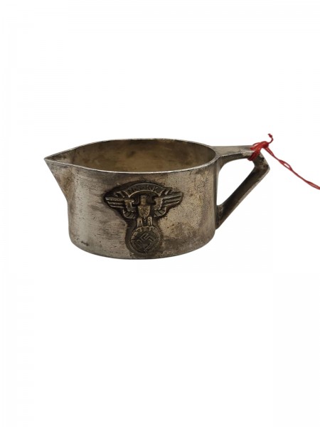 NSKK Milch Kännchen