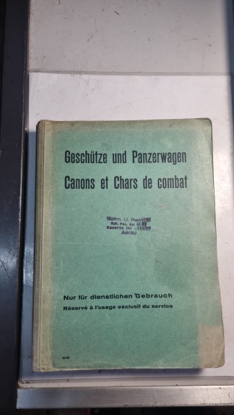 CH-Armee Geschütz Panzer Buch 2.Weltkrieg