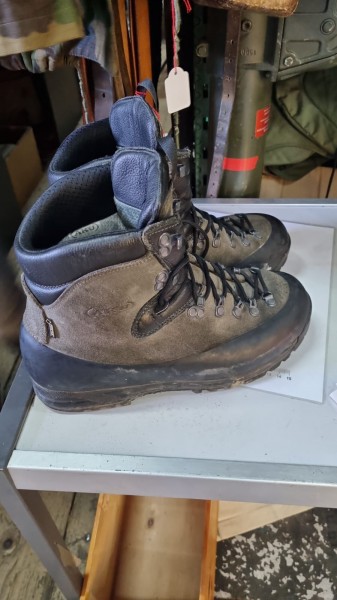 CH-Armee Gore Tex Militär Schuhe Gr.42
