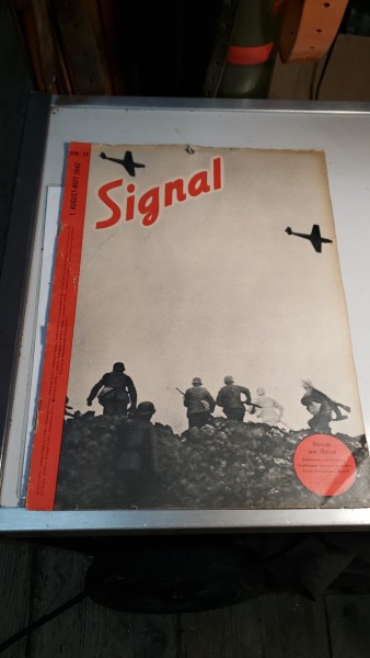 Signal 1.August 1942