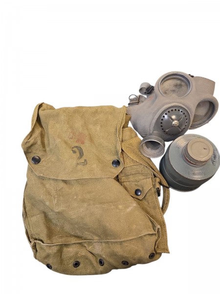 Wehrmacht Beute Gasmasken Alles gestempelt