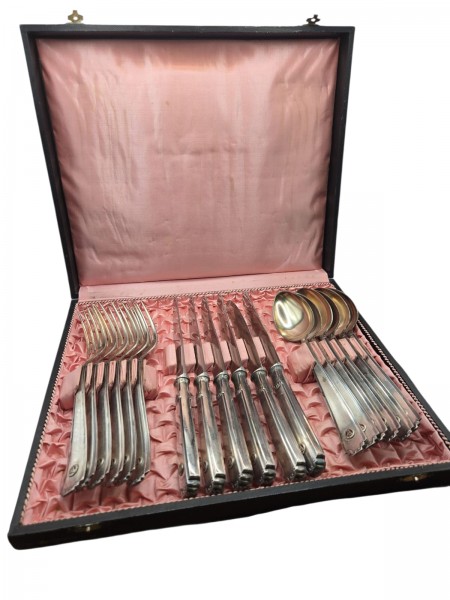 Original SA Besteck 18 teilig mit Schatulle