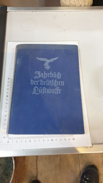 Jahrbuch der deutschen Luftwaffe