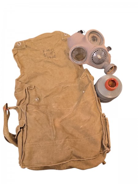 Wehrmacht Beute Gasmasken Alles gestempelt