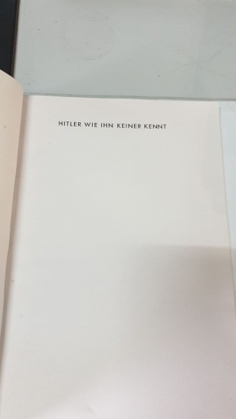 Buch Hitler wie ihn keiner kennt (Umschlag defekt)