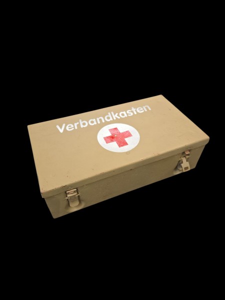Wehrmacht Fahrzeug Verbandkiste gefühlt