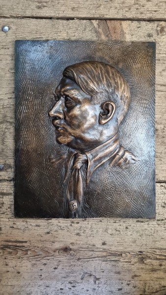 Original Bronze Wandrelev A.Hitler Signiert 31x25cm