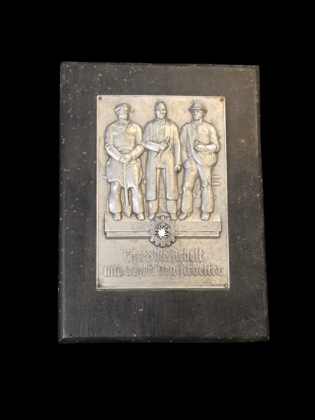 Ehret die Arbeit und achtet den Arbeiter Alte Holz 22x16cm