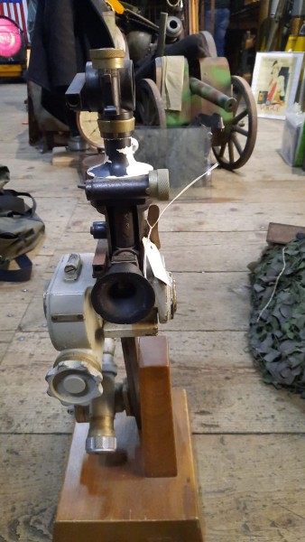 15,5cm Kanonenoptik CH-Armee aus Holzsockel